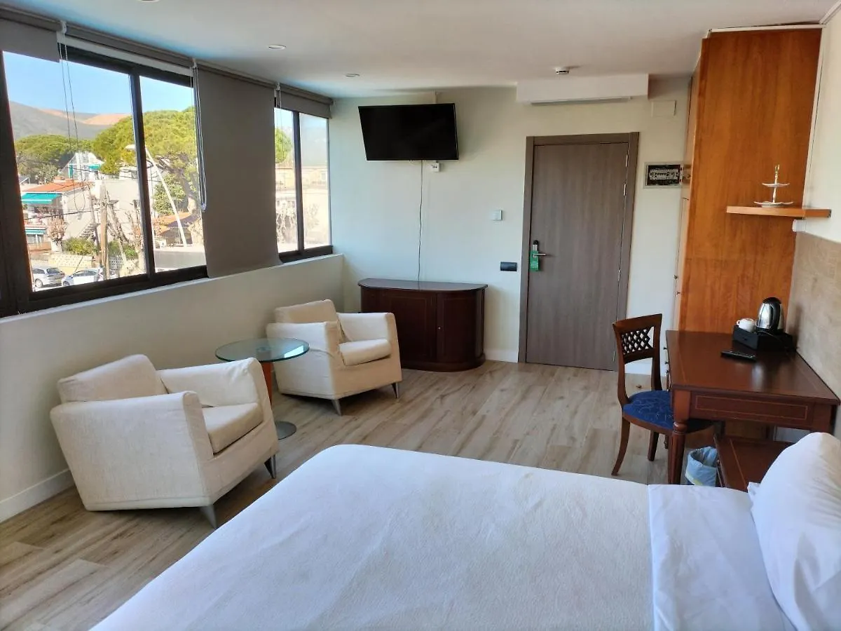 Hotel 153 Castelldefels