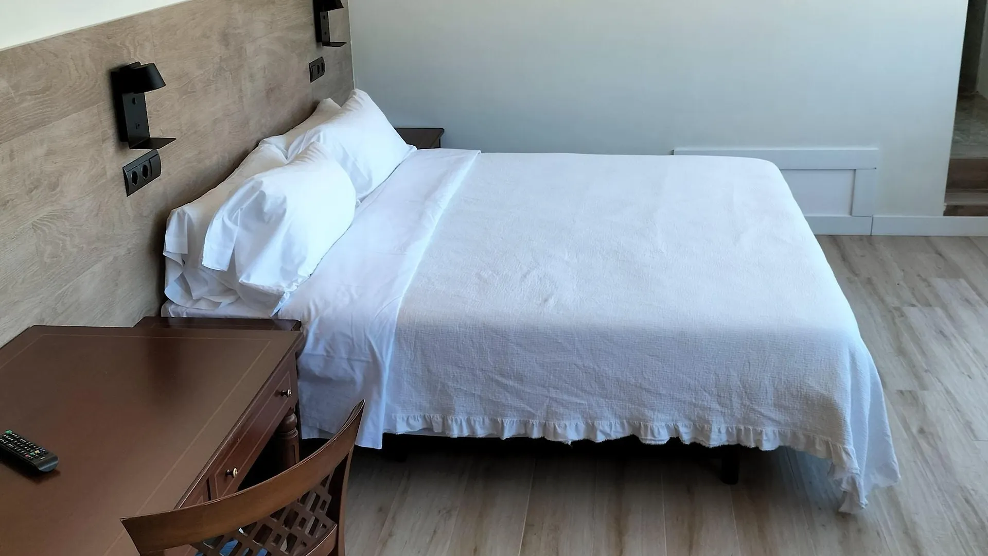 Hotel 153 Castelldefels